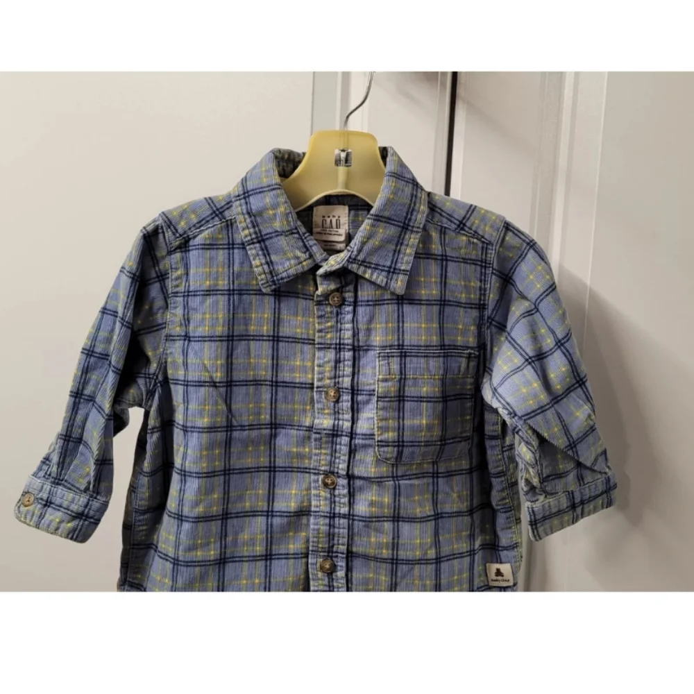 Baby Gap Boys Shirt Size: 12-18 Months Button Up